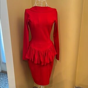 Elegant Red Backless Long Sleeve Dress